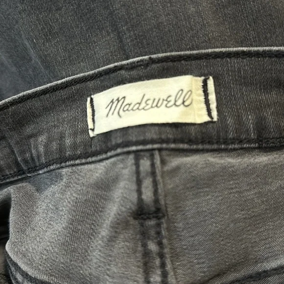 MADEWELL faded black jeans with rips - 9 in mid rise - size 28 - Picture 5 of 7